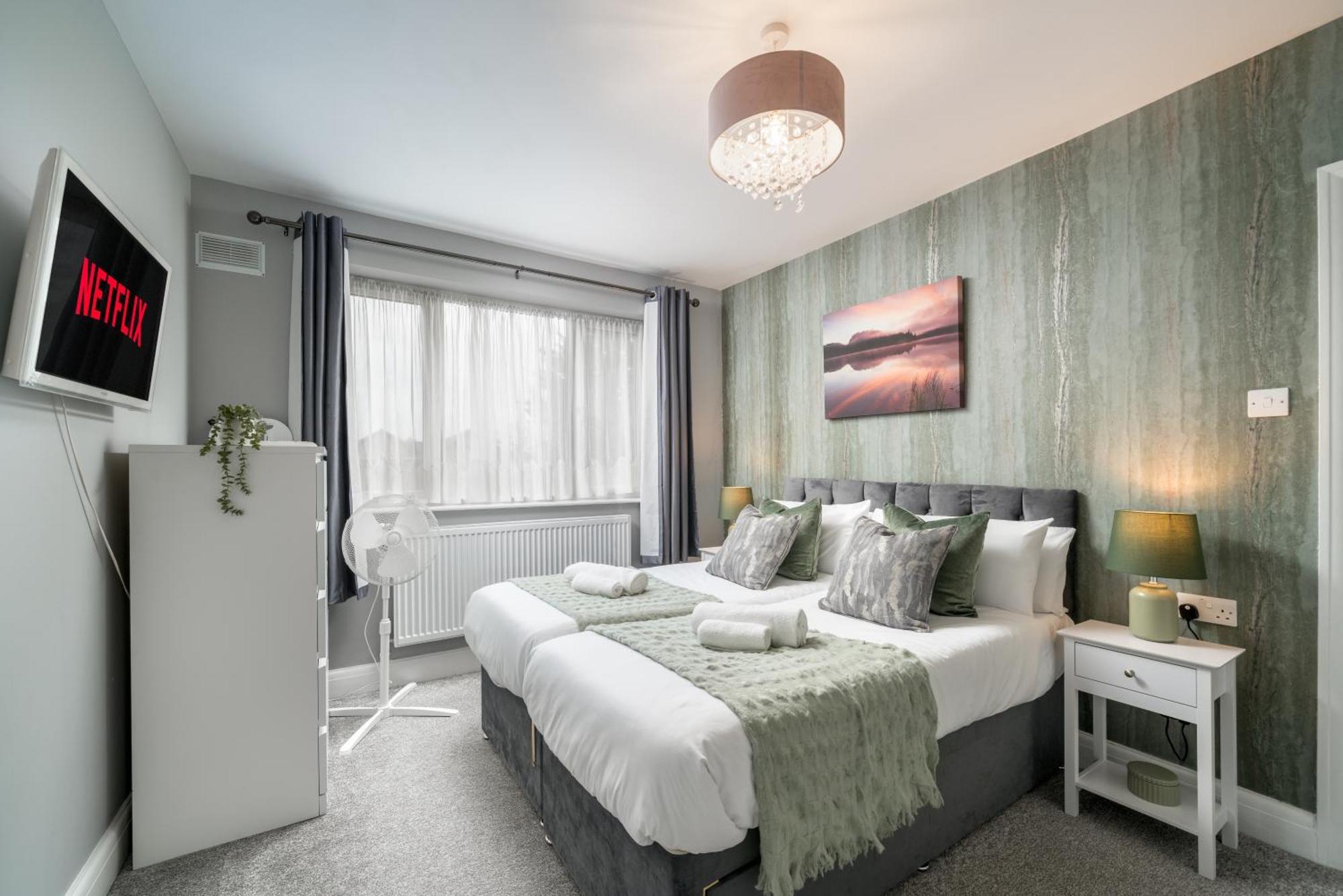 Ferienwohnung Lux 3Bed Near Wembley With Parking By Oceana Group - Sleeps 8 London Borough of London Borough of Harrow Exterior foto