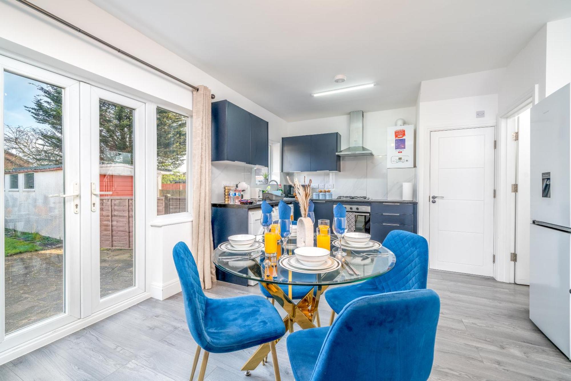 Ferienwohnung Lux 3Bed Near Wembley With Parking By Oceana Group - Sleeps 8 London Borough of London Borough of Harrow Exterior foto